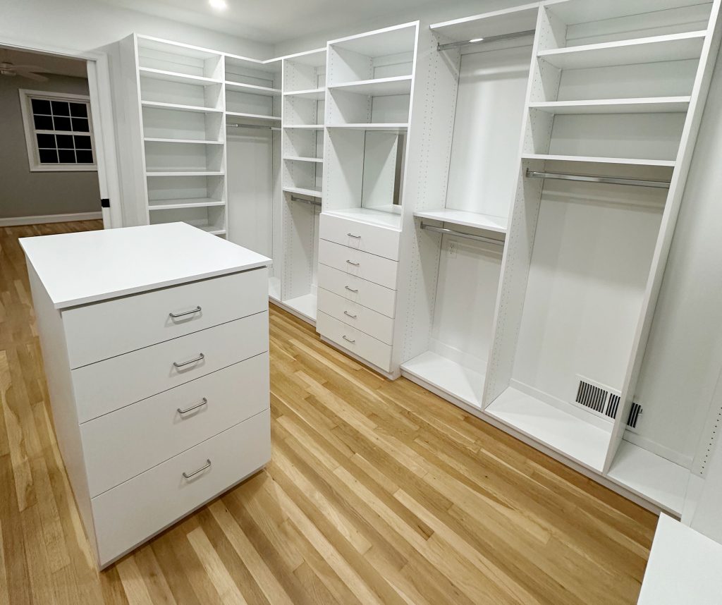 Walk-in-Closet