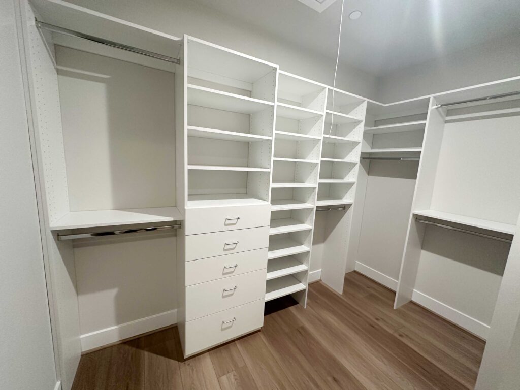 Walk-in Closet