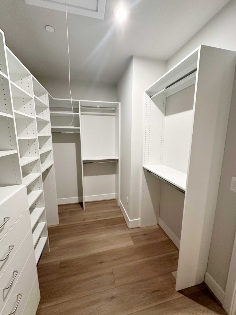 Walk-in Closet